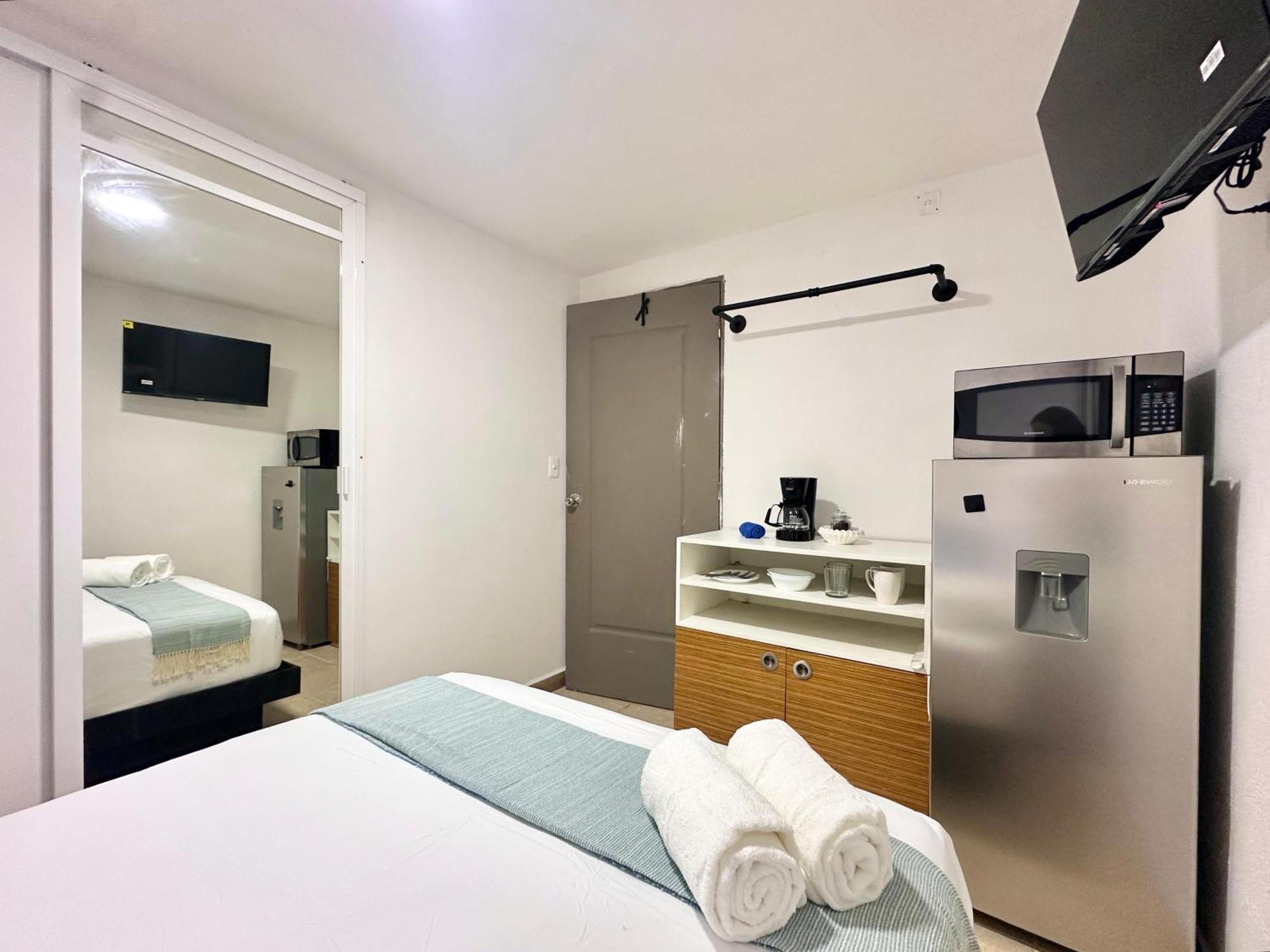 Coco Suites By Andiani Travel Канкун Екстериор снимка
